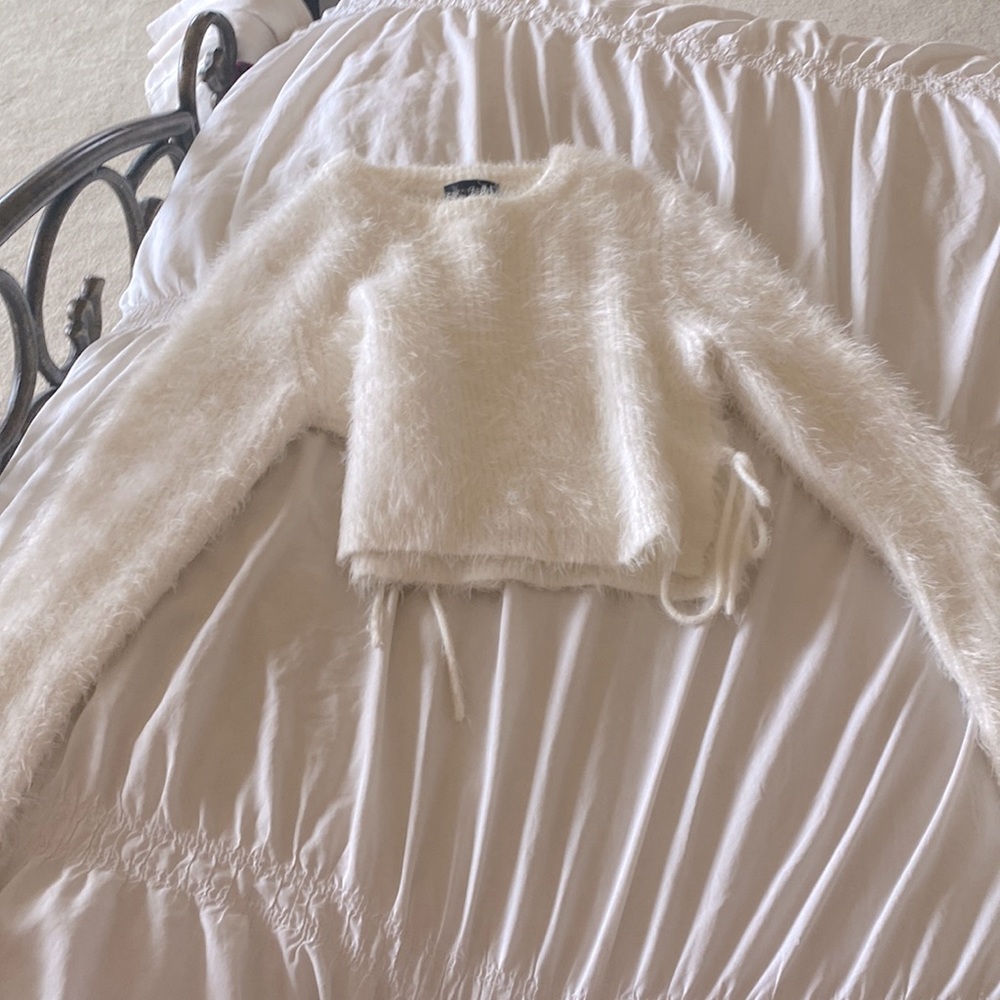 MAJORELLE Fuzzy White Sweater